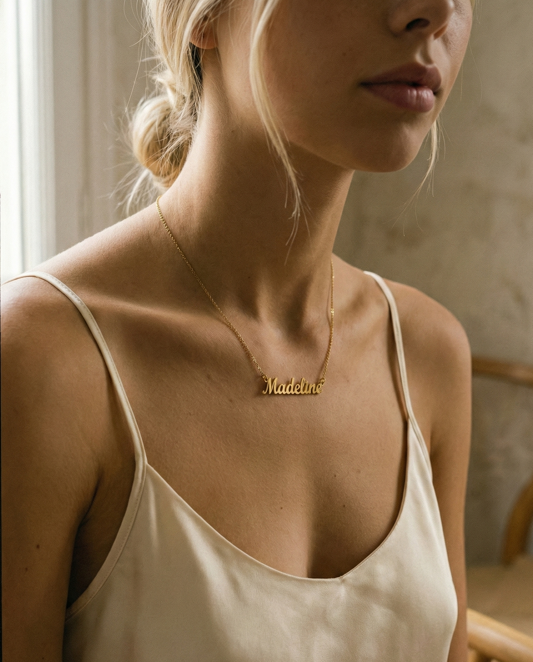 Peerlessly Name Necklace 